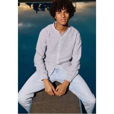 QS by S.Oliver  Regular fit striped Oxford shirt with a stand-up collar 2164548 - 58g0