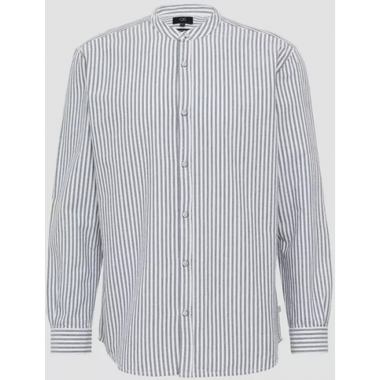 QS by S.Oliver Regular fit striped Oxford shirt with a stand-up collar 2164548 - 58g0 QS by S.Oliver Regular fit striped Oxford shirt with a stand-up collar 2164548 - 58g0