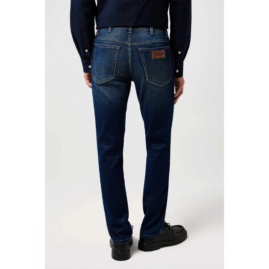 Wrangler® ανδρικό τζιν παντελόνι πεντάτσεπο 112370864 "Texas Fog" Slim Fit Wrangler® ανδρικό τζιν παντελόνι πεντάτσεπο 112370864 "Texas Fog" Slim Fit
