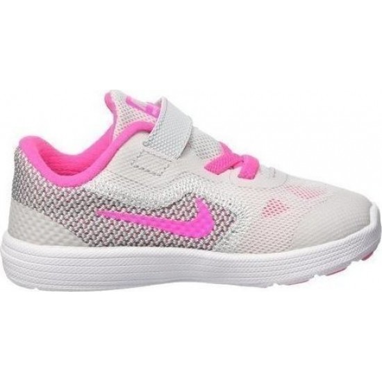 Nike Revolution 3 819418 Nike Revolution 3 819418