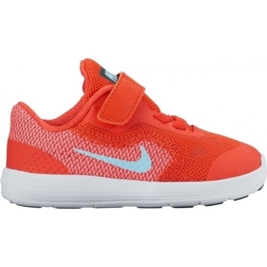 Nike Revolution 3 819418 Nike Revolution 3 819418