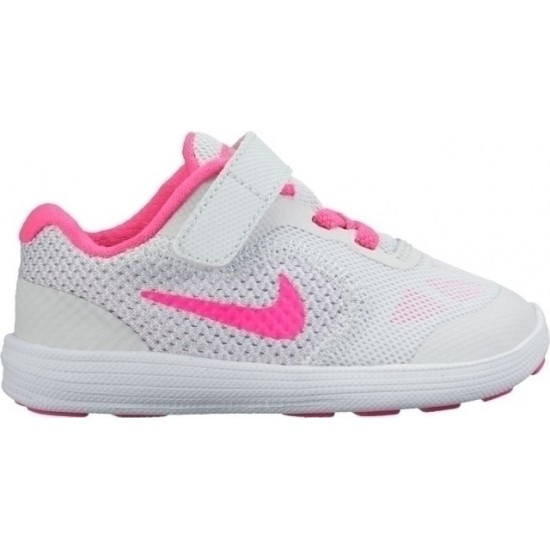 Nike Revolution 3 819418 Nike Revolution 3 819418